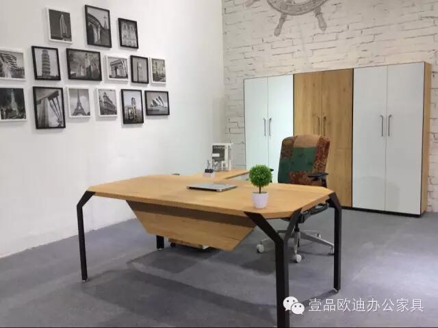 如何為辦公室挑選飾品擺件？